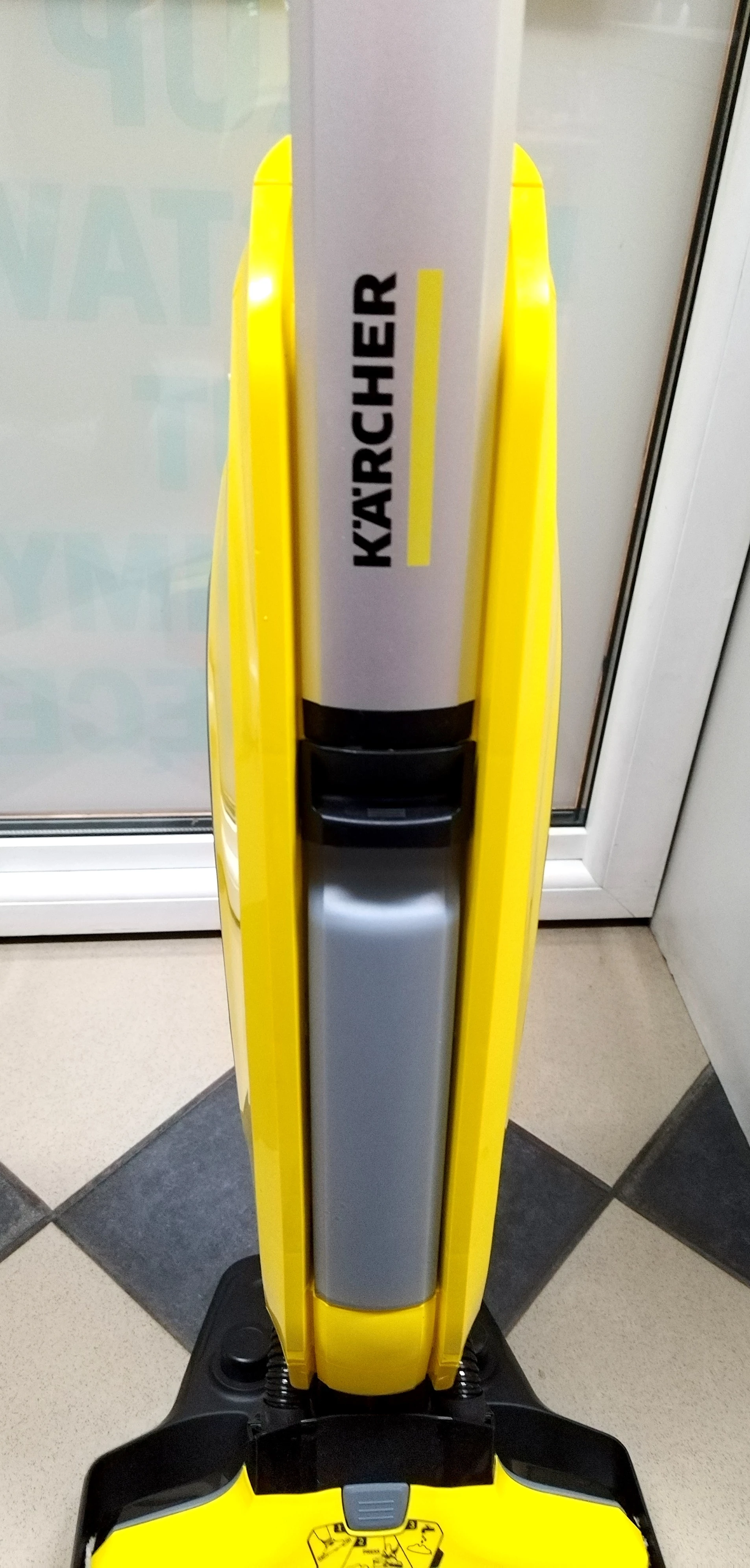 mop-parowy-elektryczny-karcher-fc5-marka-karcher
