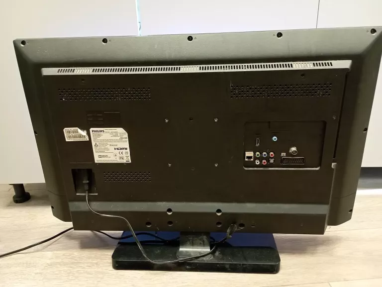 TELEWIZOR PHILIPS 32PHH4509/88+PILOT SMART TV