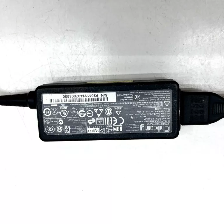 LAPTOP ACER ASPIRE E1-530 / ŁADOWARKA