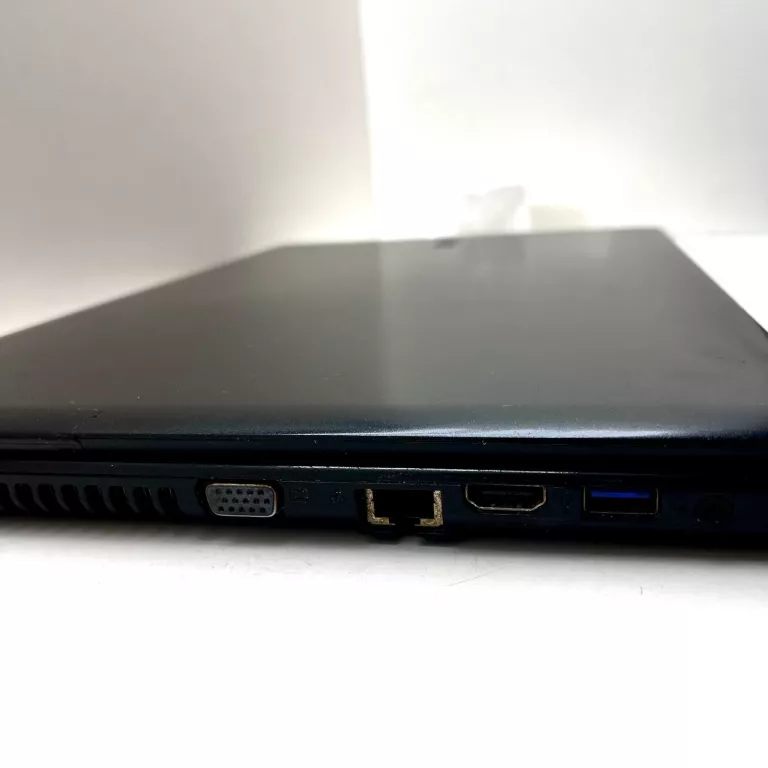 LAPTOP ACER ASPIRE E1-530 / ŁADOWARKA