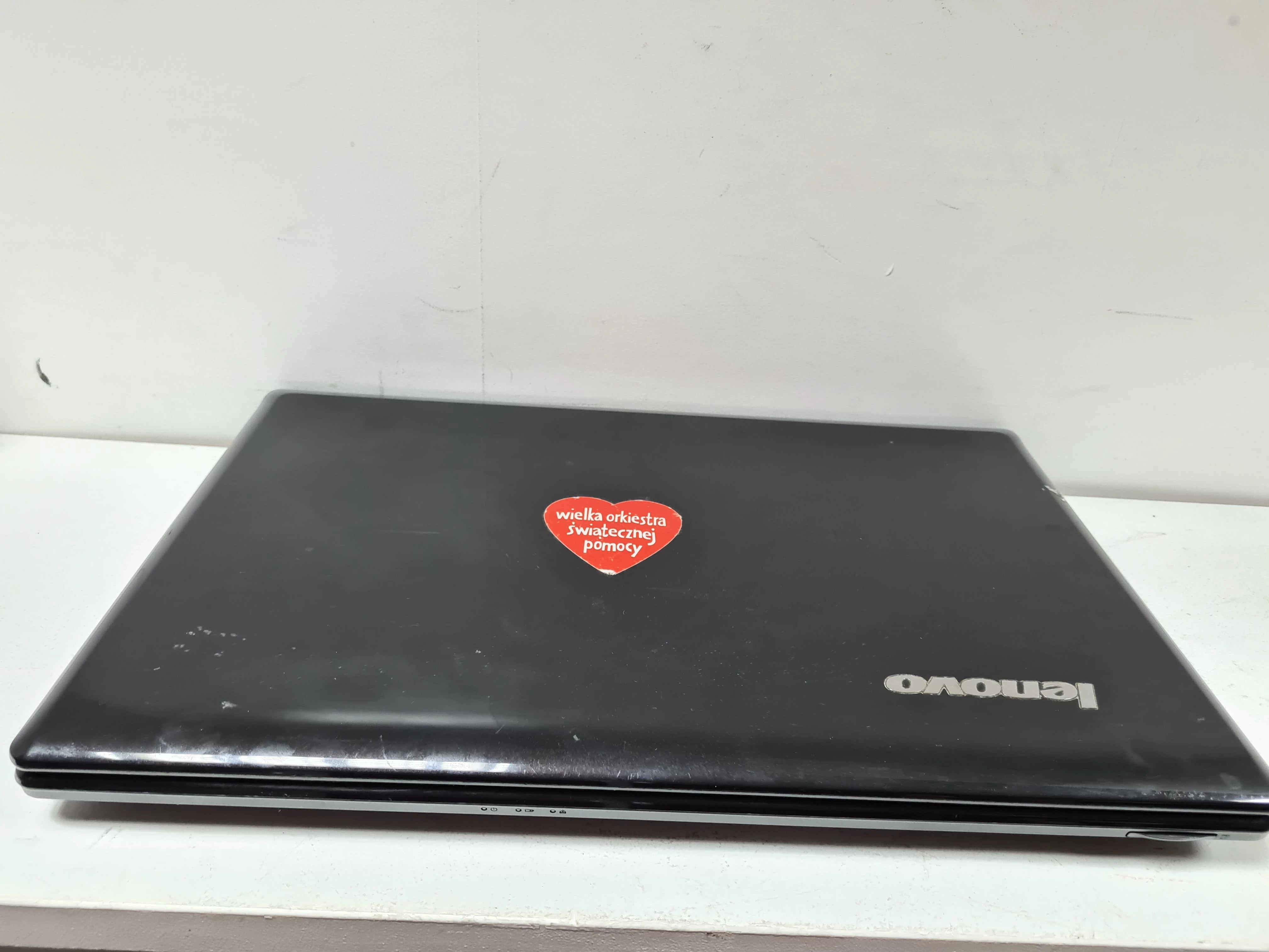 laptop-lenovo-g585-amd-e2-1800-170ghz-4gb-500hdd-rozdzielczosc-px-1366-x-768