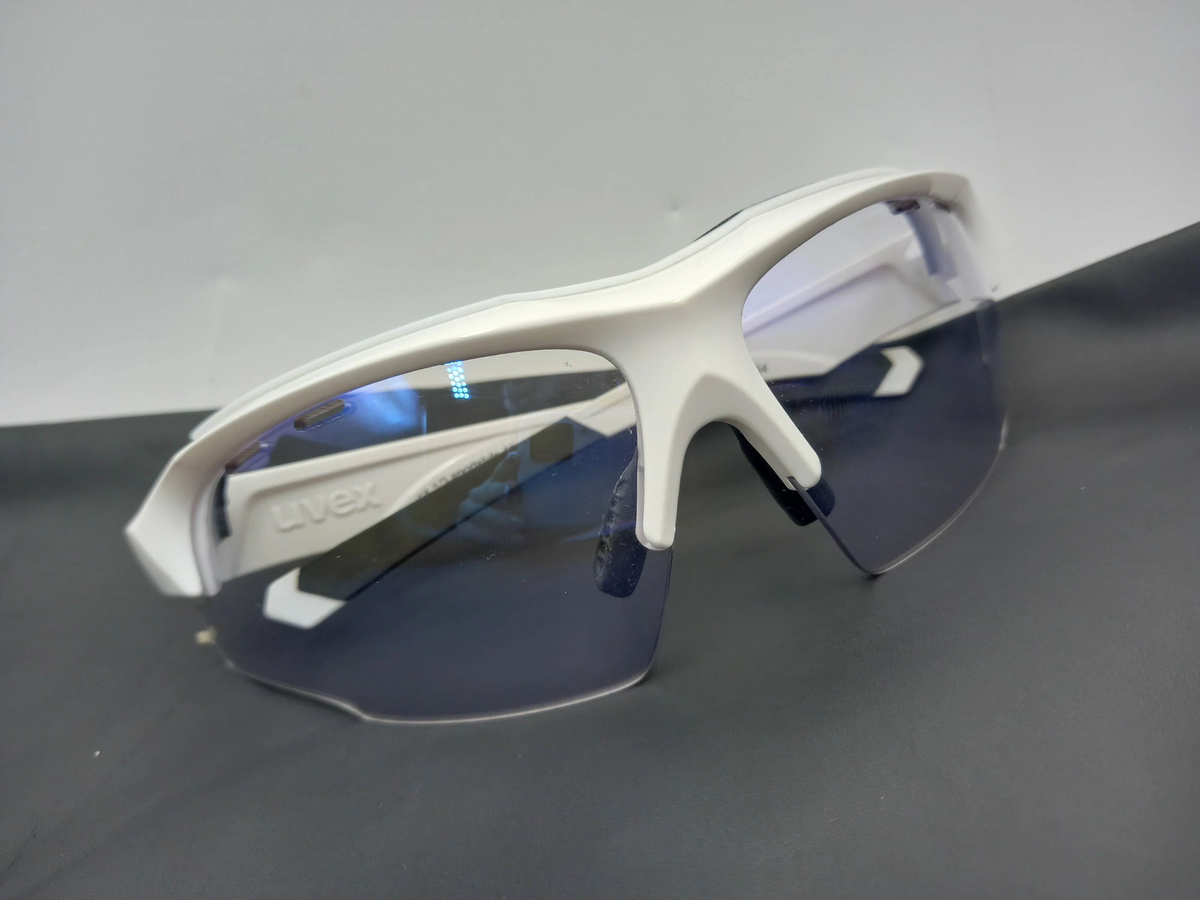 okulary-sportowe-fotochromowe-107-vario-uvex-kod-producenta-107