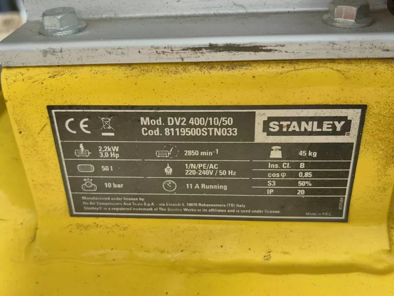 KOMPRESOR OLEJOWY STANLEY DV2 400/10/50
