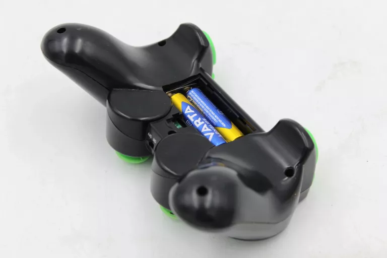 konsola-ps3-gry1pad-kolor-srebrny