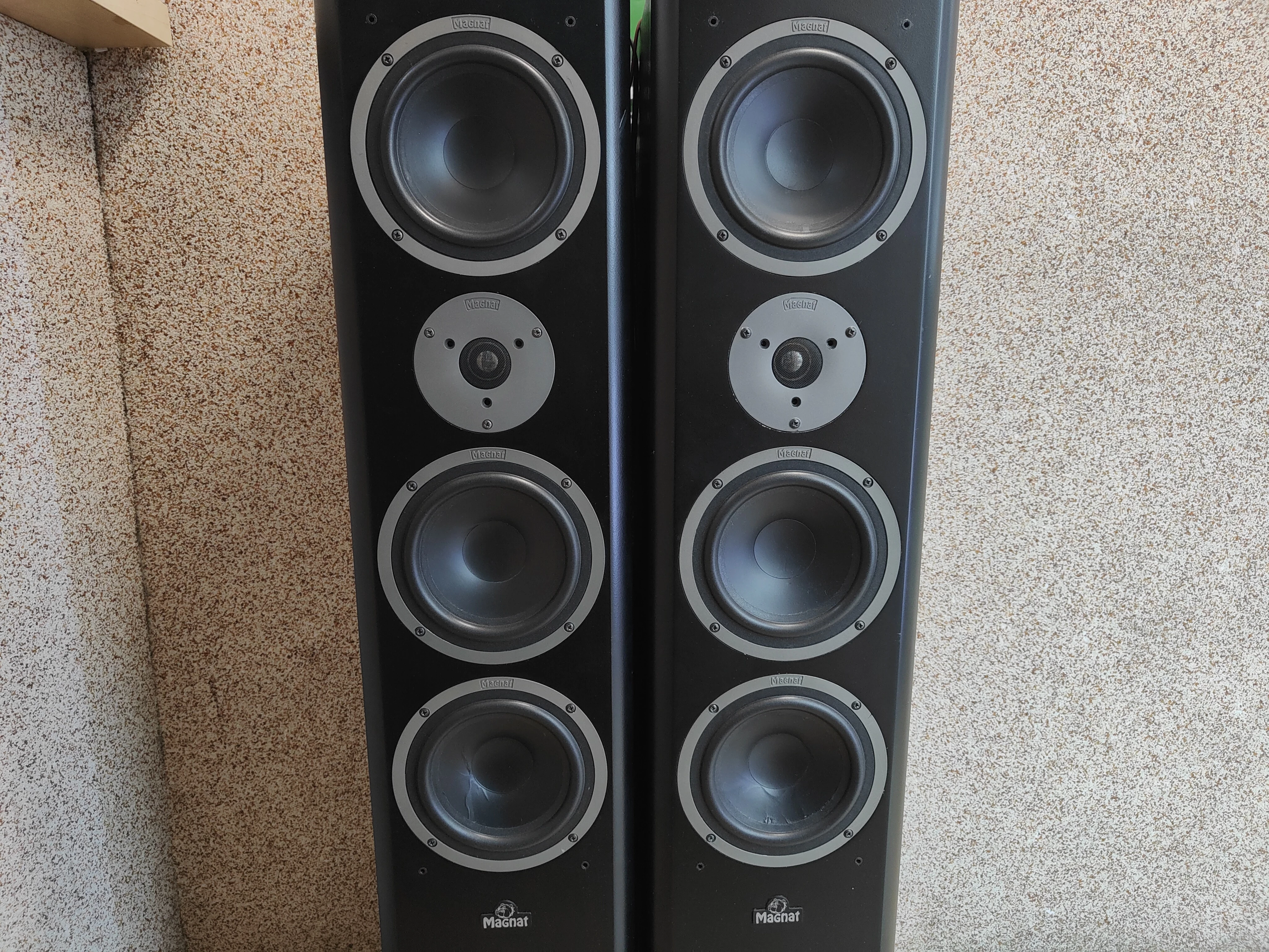 kolumny-glosnikowe-magnat-vector-77-model-vector-77