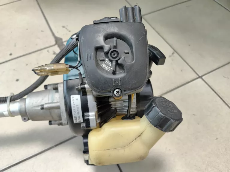 KOSA SPALINOWA MAKITA BCM2600 1,09KM