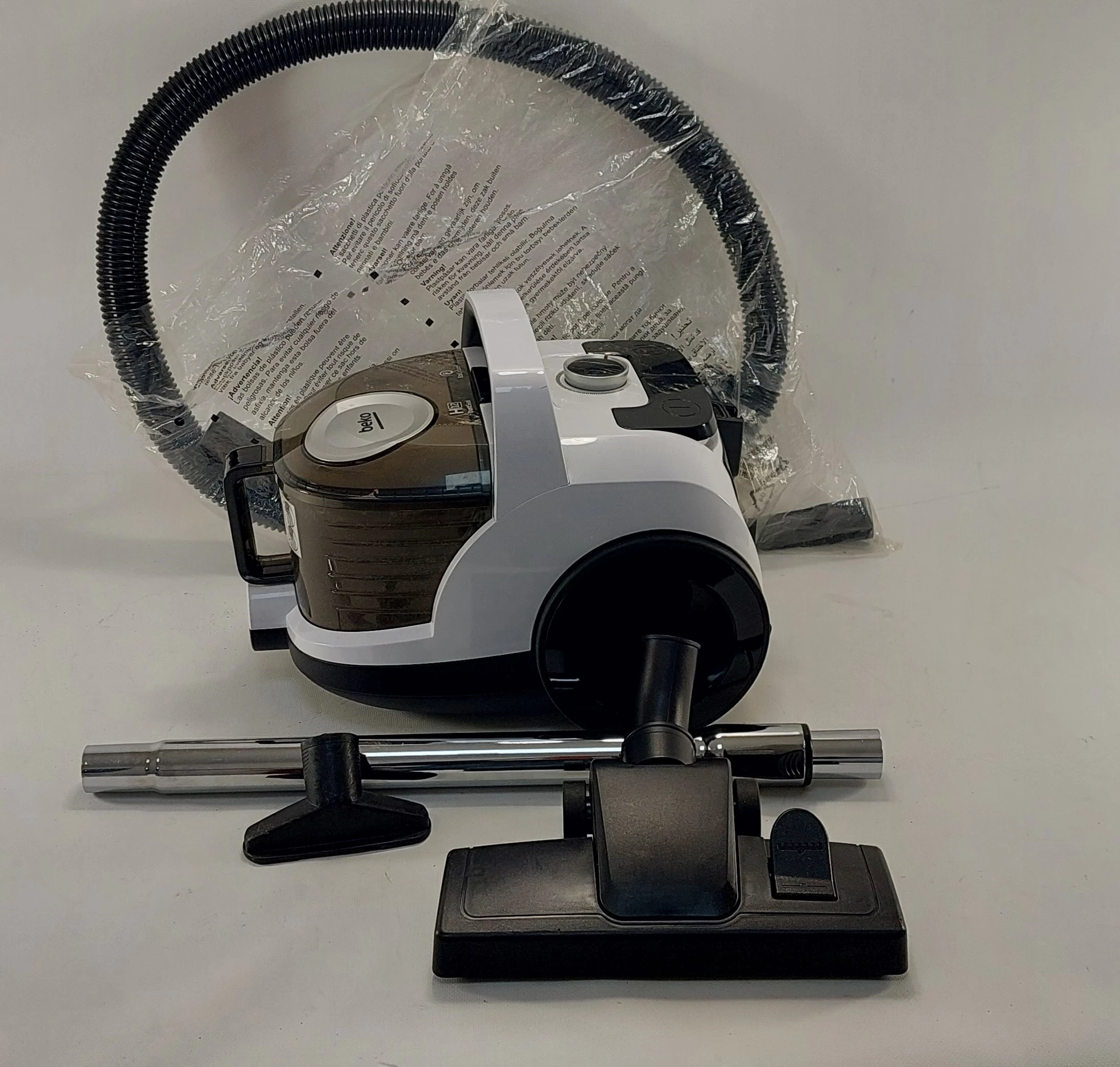 odkurzacz-bezworkowy-beko-vco32804aw-kosciuszki-6a-sieradz-jw-spj