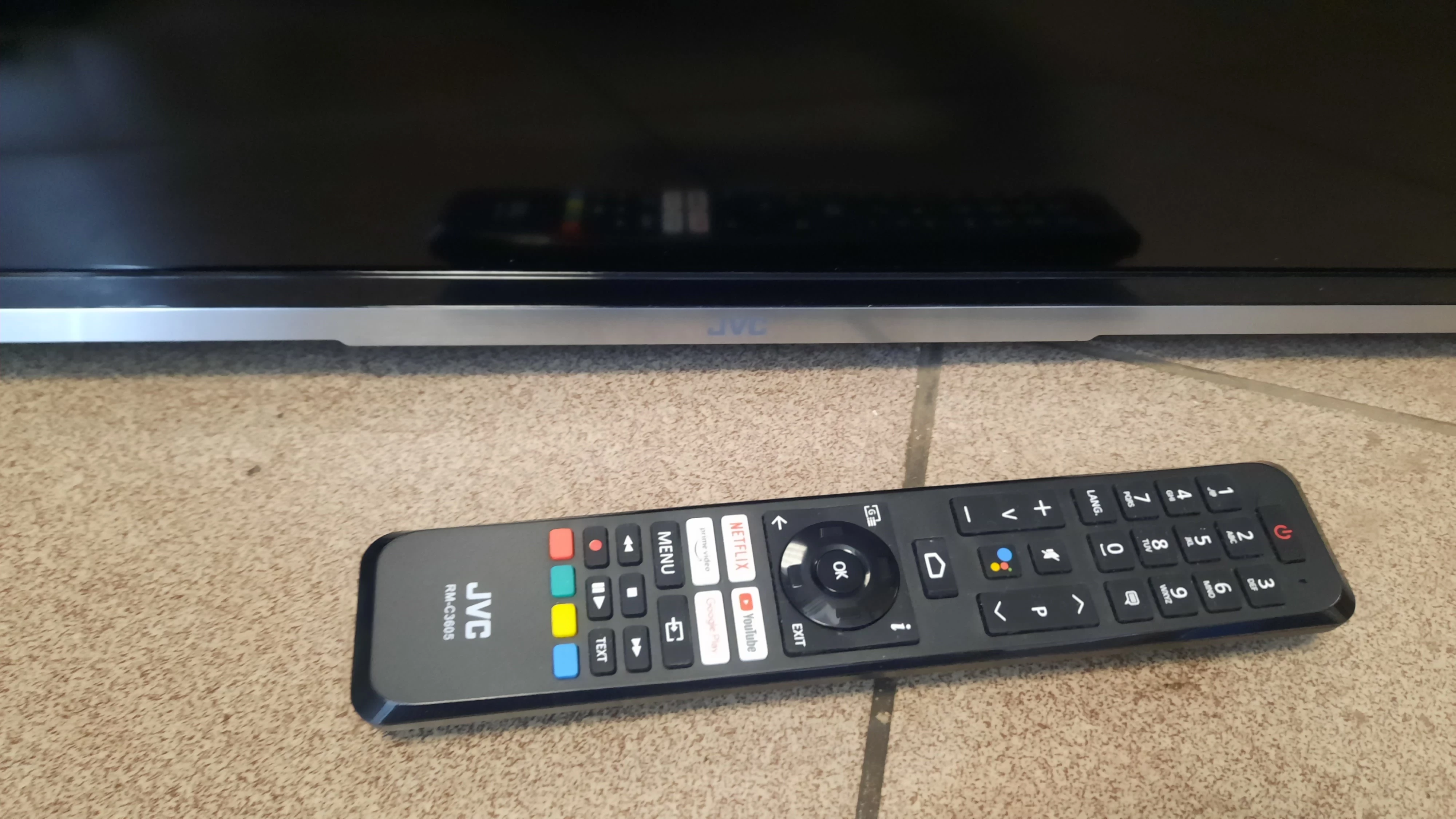 telewizor-jvc-lt-32vaf5000-pilot-pudelko-zastepcze-stan-uzywany