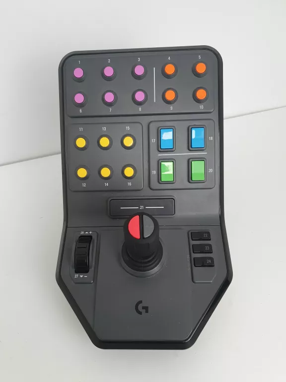 PULPIT STEROWNICZY LOGITECH GAMING SAITEK