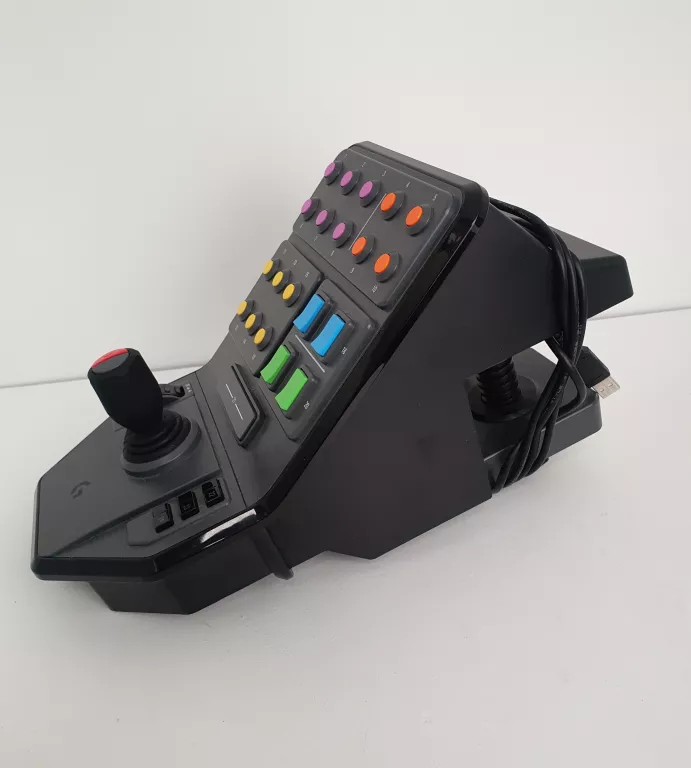 PULPIT STEROWNICZY LOGITECH GAMING SAITEK