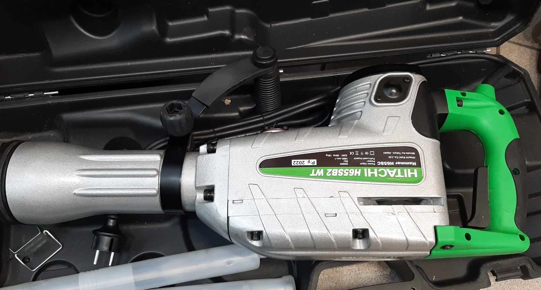 mlot-wyburzniowy-hitachi-h65sb2wwalizka-replika-stan-uzywany