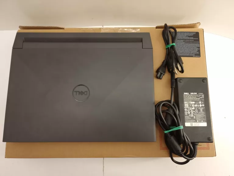 LAPTOP DELL G15 KOMPLET