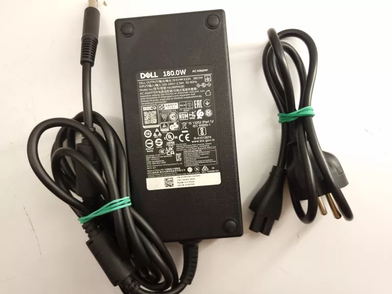 LAPTOP DELL G15 KOMPLET