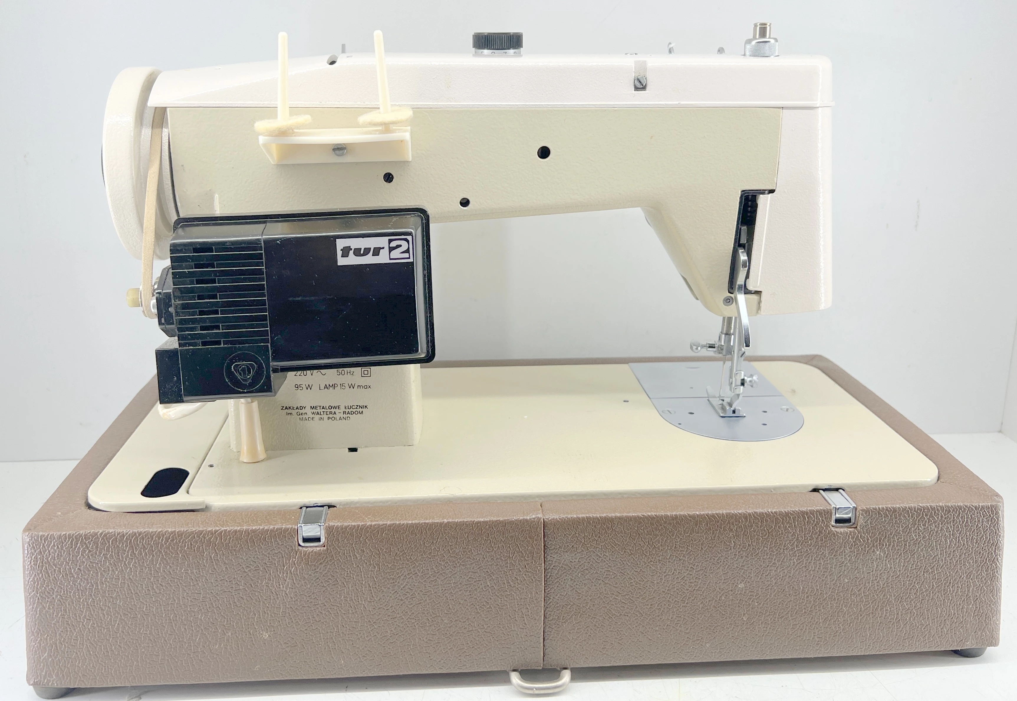 maszyna-do-szycia-lucznik-95w-lamp-15-kod-producenta-95w-lamp-15