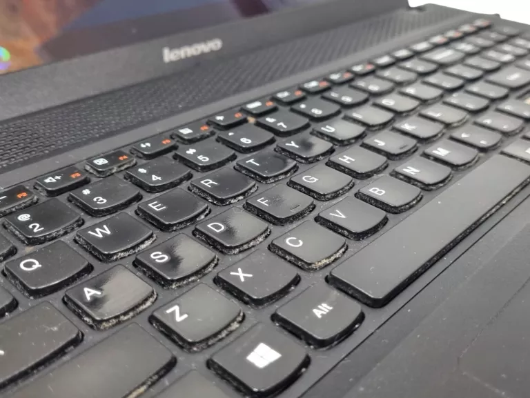 LAPTOP LENOVO G500 I5/8GB/1TB/8500M/W10H