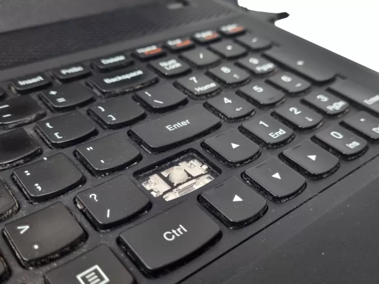 LAPTOP LENOVO G500 I5/8GB/1TB/8500M/W10H