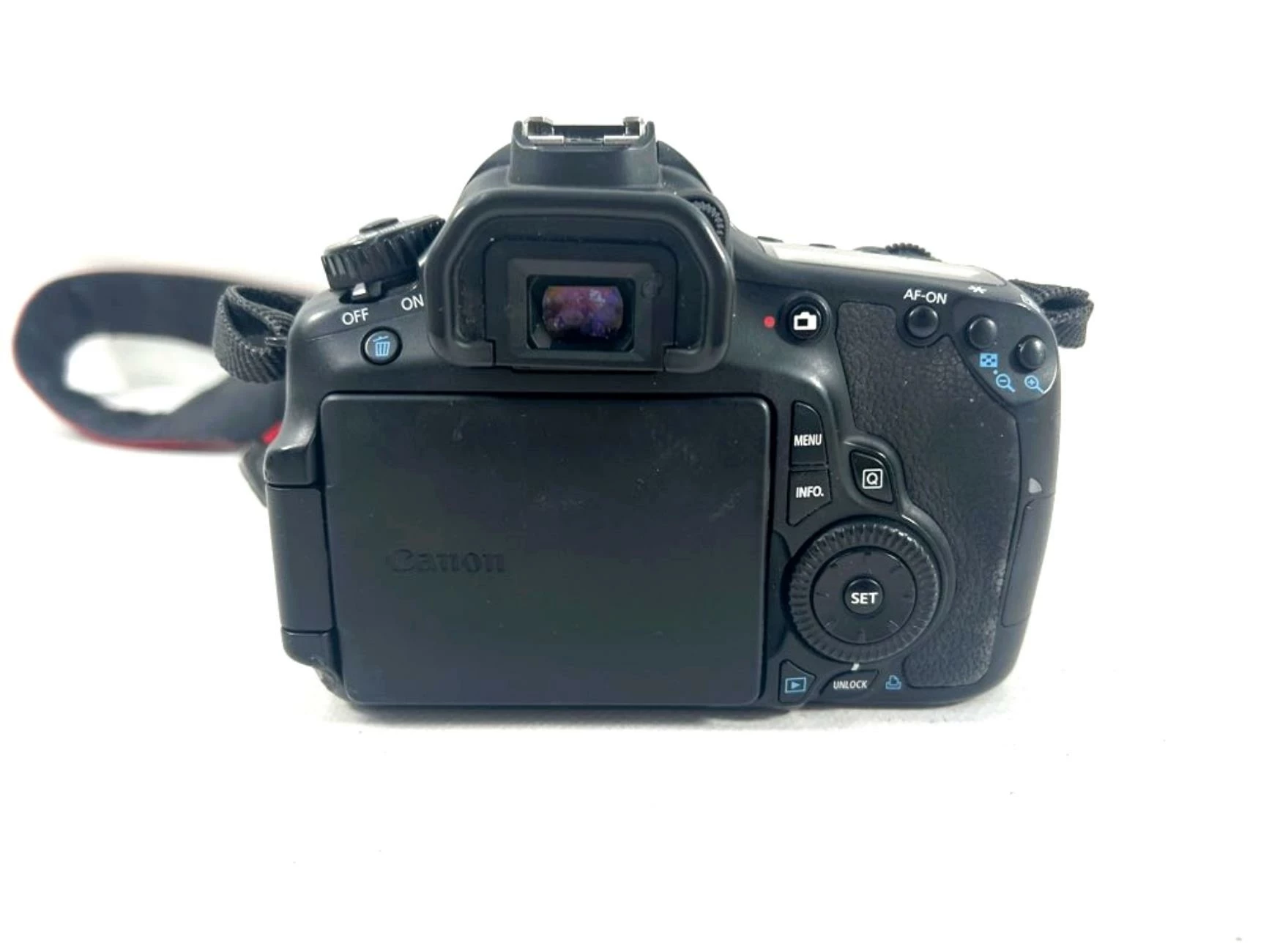 aparat-canon-eos-60d-obiektyw-komplet-w-zestawie-korpus-obiektyw