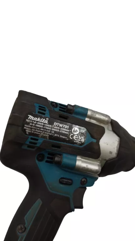 KLUCZ UDAROWY MAKITA DTW 701 +BATERIA