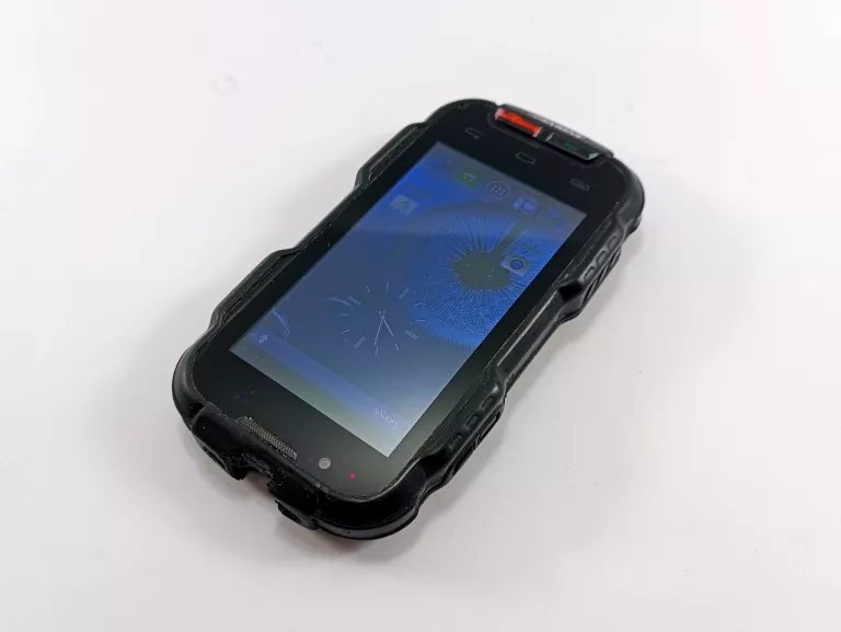 evolveo-strongphone-q4-plus-stan-uzywany