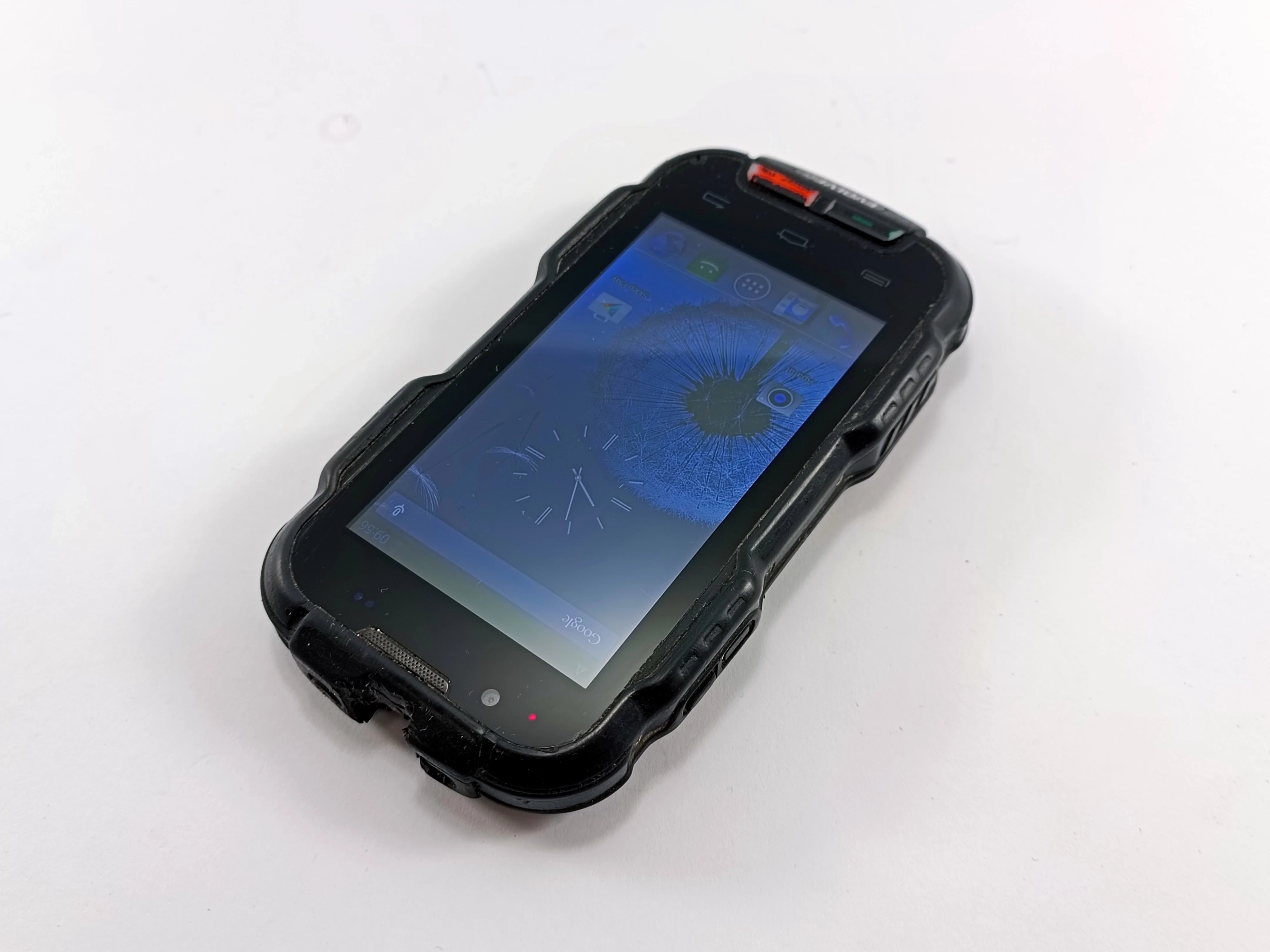 evolveo-strongphone-q4-plus-stan-uzywany