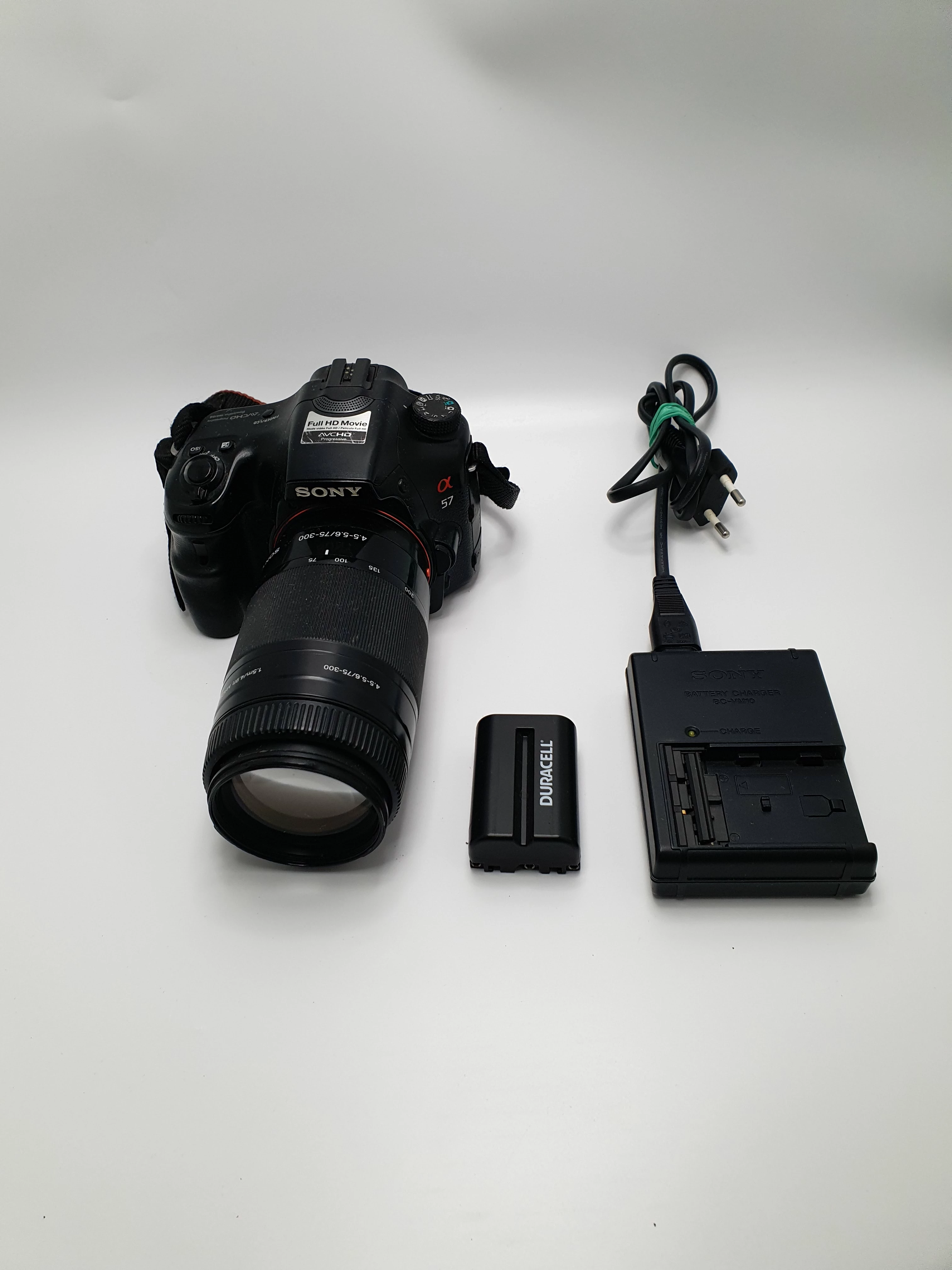 lustrzanka-sony-slt-a57obiektyw-75-300-rozmiar-matrycy-aps-c