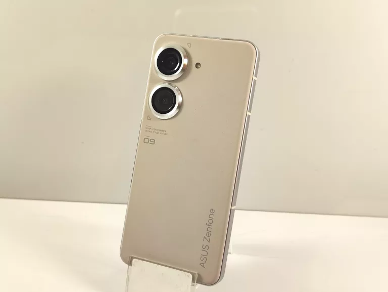 TELEFON ASUS ZENFONE 9 8 GB / 128 GB