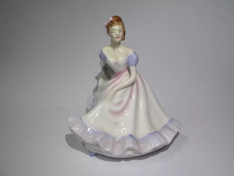 PORCELANOWA FIGURKA ROYAL DOULTON - NINETTE