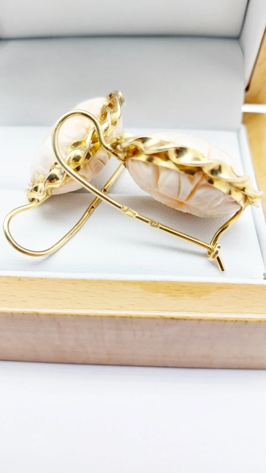 zlote-kolczyki-z-koralem-585-2244-g-rodzaj-bigla-zamkniety