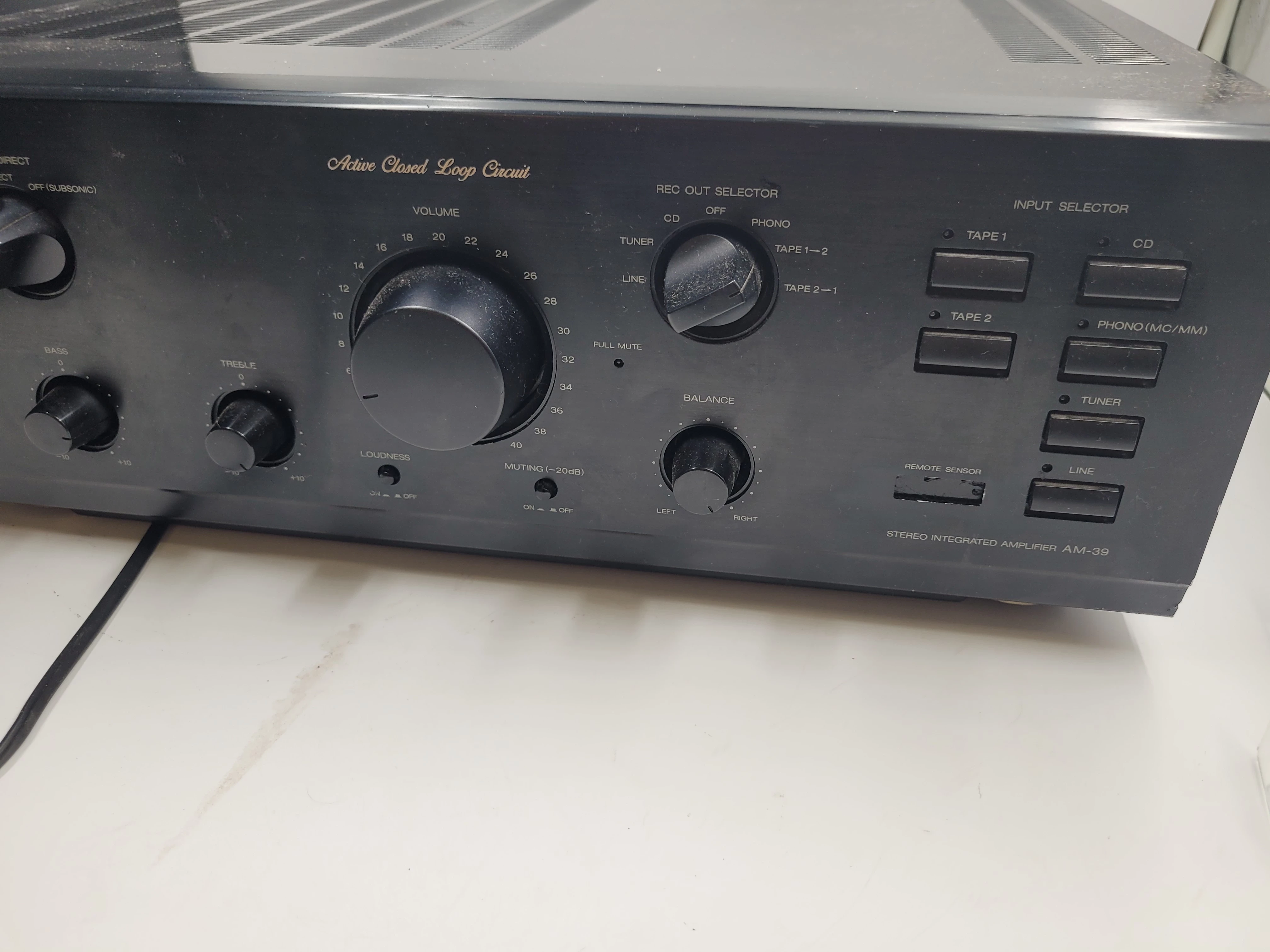 akai-am-39-melodyjny-wysoki-wzmacniacz-stereo-marka-akai