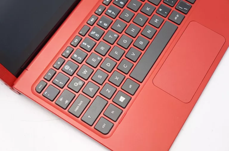 LAPTOP HP PAVILION X2 10-N102NT