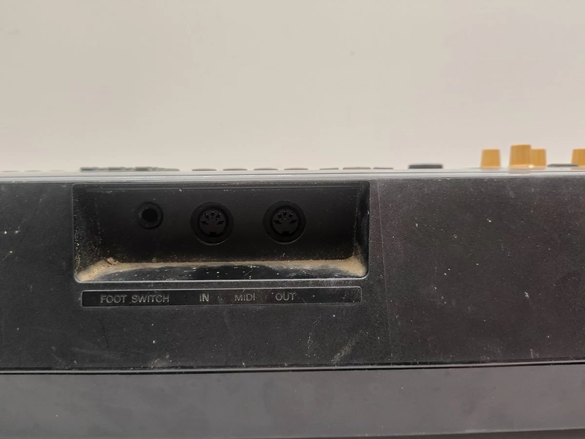 keyboard-yamaha-djx-psr-d1-zasilacz-bdb-stan-model-psr-f52