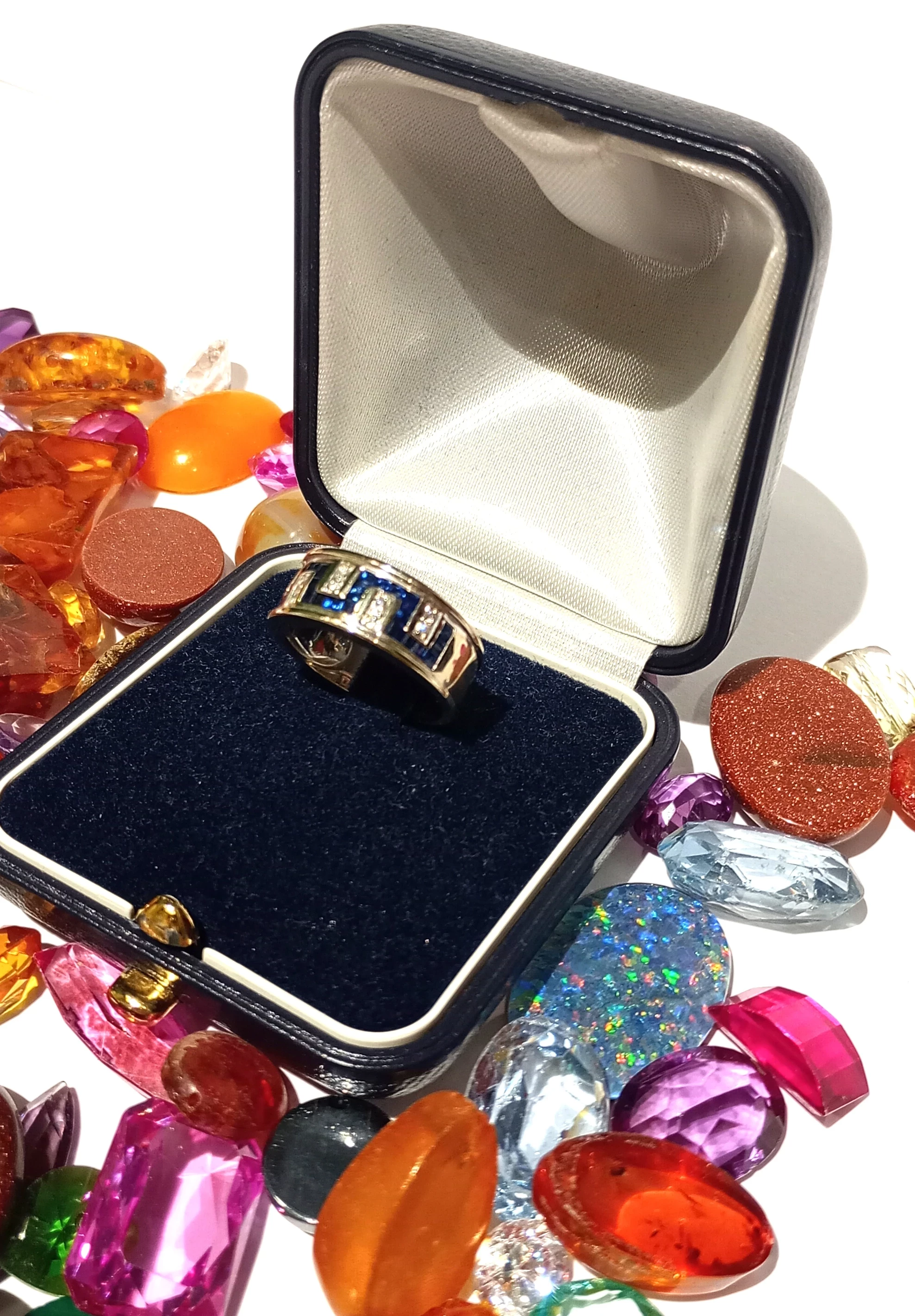 biale-zloto-diamenty-szafir-005ct-060ct-14k-ean-gtin-5903710072006