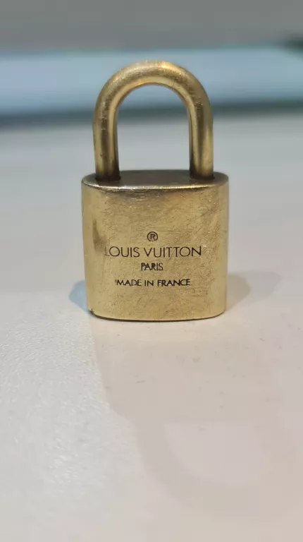 KŁÓDKA ORYGINAŁ LOUIS VUITTON Z KLUCZYKIEM