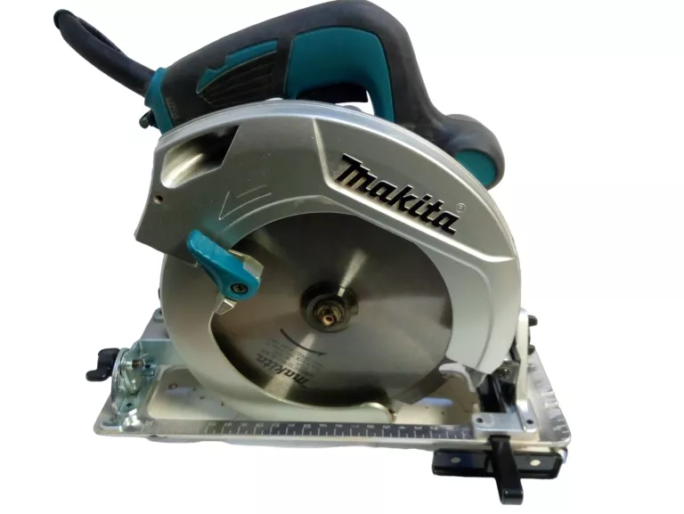 PIŁA NAJAZDOWA MAKITA HS7601J