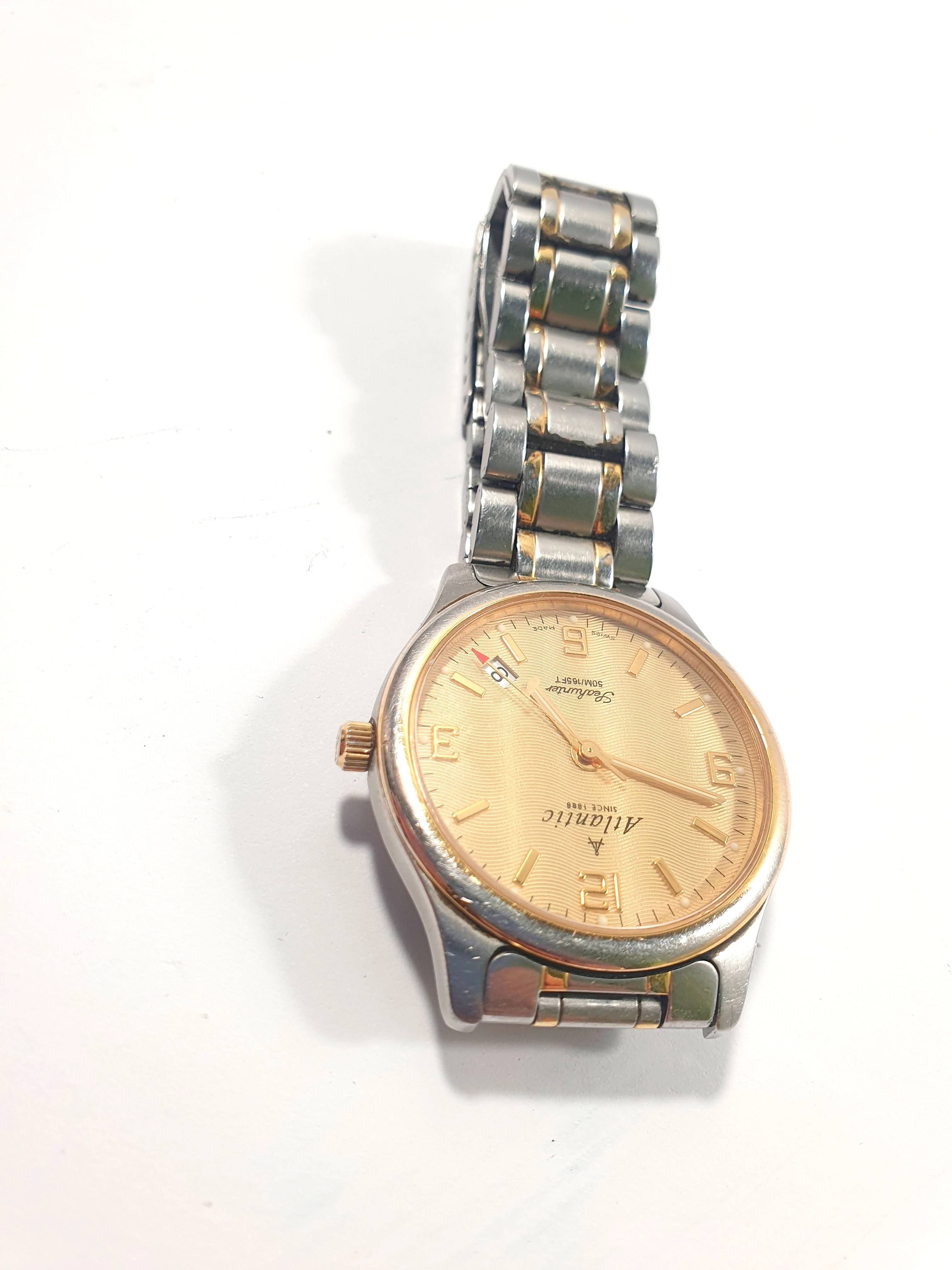 zegarek-atlantic-seahunter-7035-funkcje-datownik