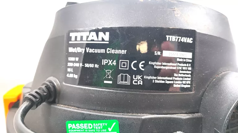ODKURZACZ BUDOWLANY TITAN TTB774VAC 1300W