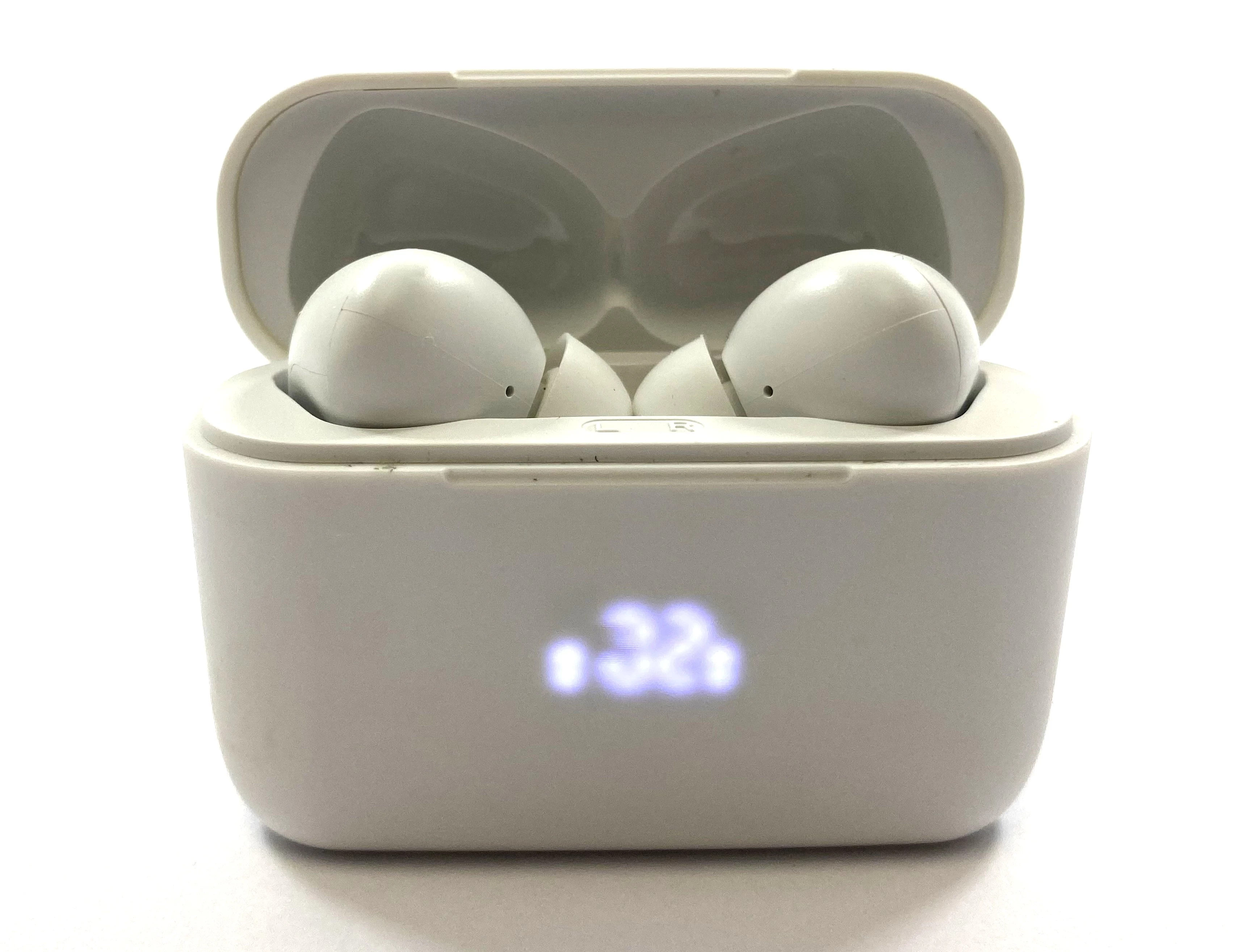 sluchawki-solix-tws-led-earphones-biale-lyskowskiego-24a-torun