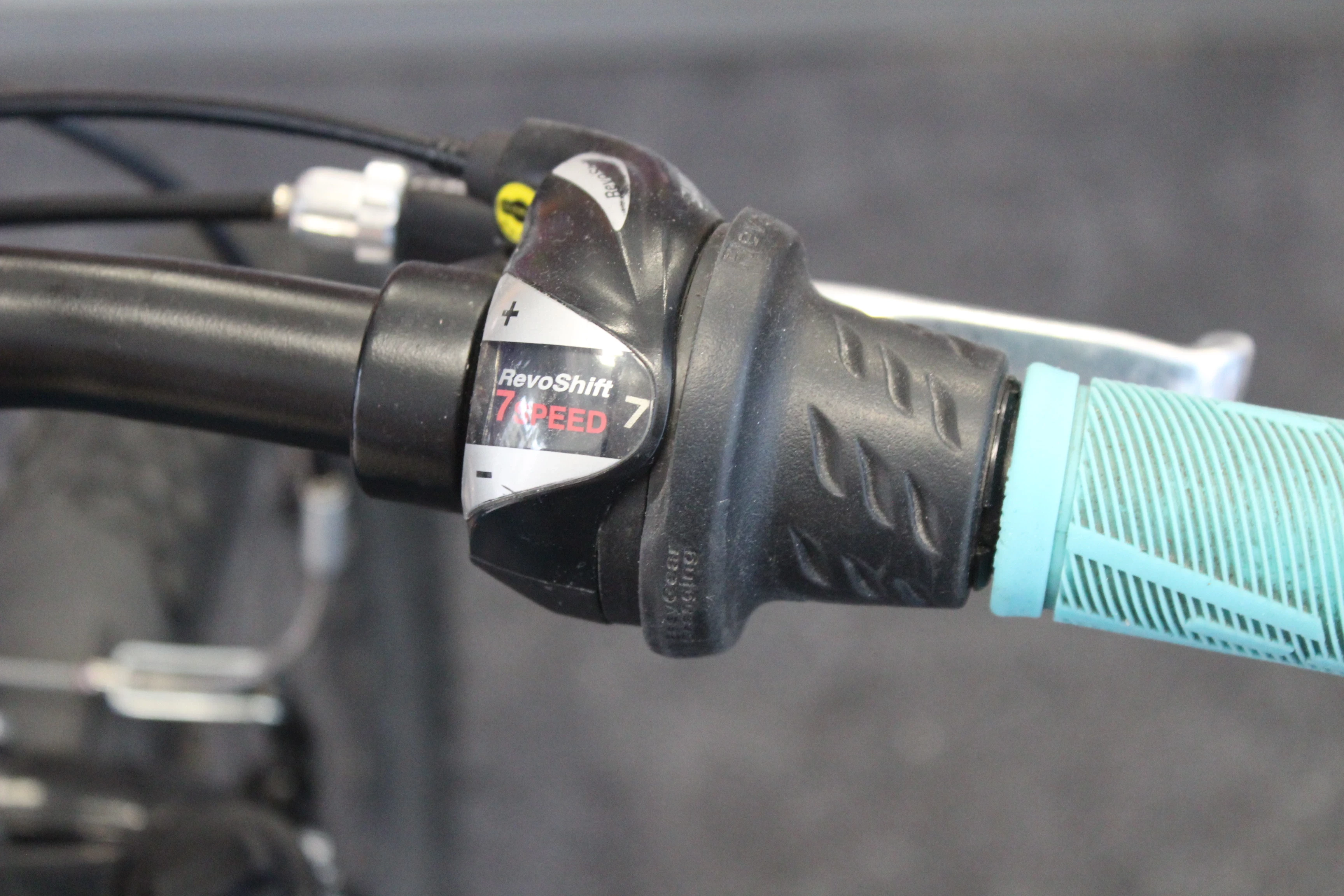 rower-scott-contessa-20-material-ramy-aluminium