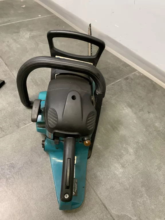 pila-spalinowa-makita-ea3200s-marka-makita