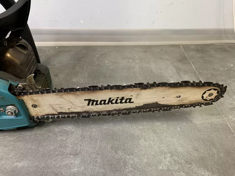 pila-spalinowa-makita-ea3200s-product-id