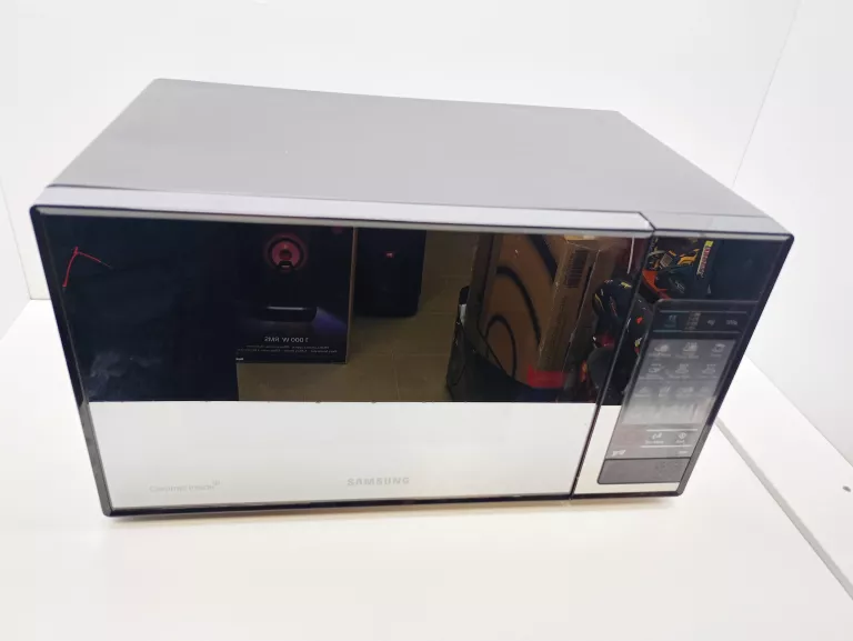 KUCHENKA MIKROFALOWA WOLNOSTOJĄCA SAMSUNG GE83X