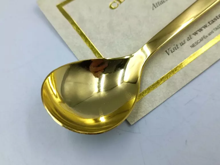 2 ŁYŻECZKI NESCAFE TASTERS CHOICE POZŁACANE 24K
