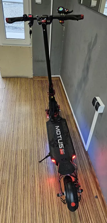HULAJNOGA ELEKTRYCZNA MOTUS PRO 10 SPORT 2021 + ŁADOWARKA + FV!
