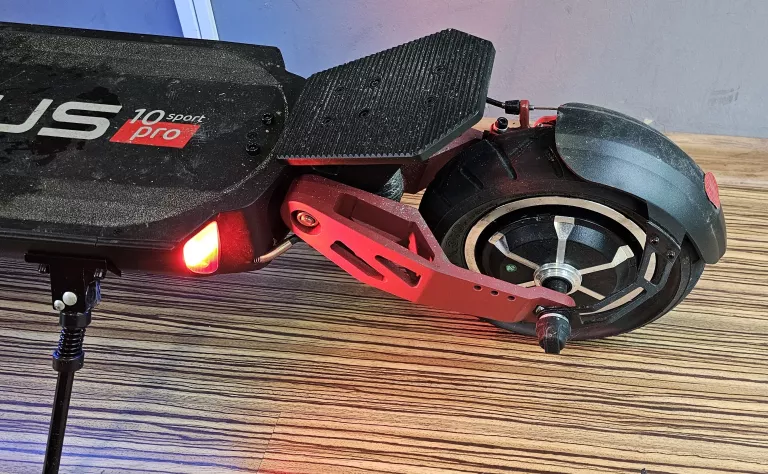 HULAJNOGA ELEKTRYCZNA MOTUS PRO 10 SPORT 2021 + ŁADOWARKA + FV!