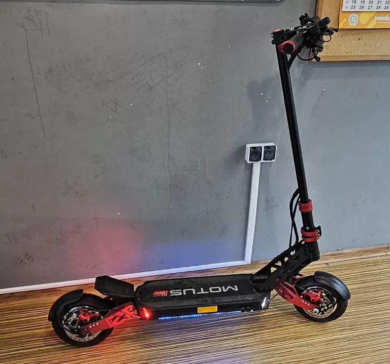 HULAJNOGA ELEKTRYCZNA MOTUS PRO 10 SPORT 2021 + ŁADOWARKA + FV!