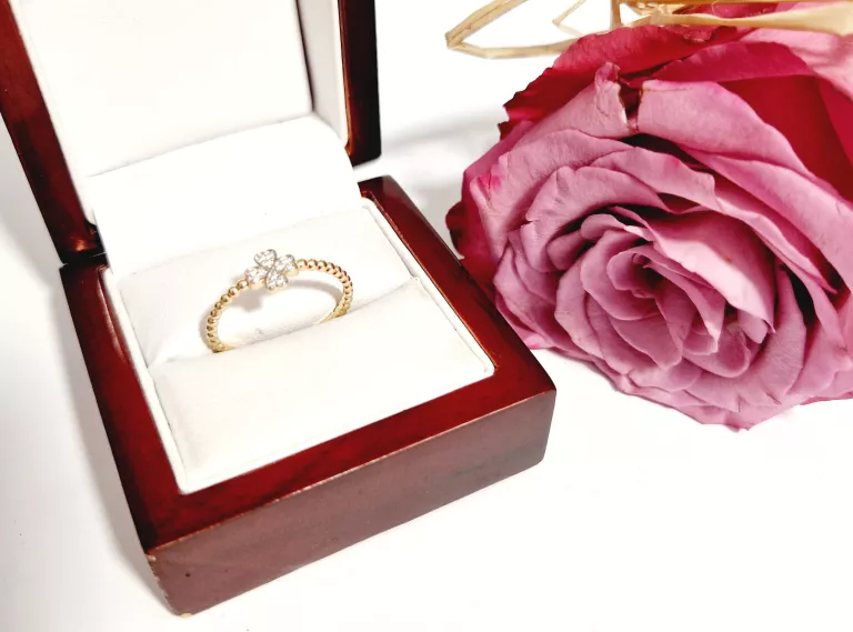 zloty-pierscionek-koniczyna-z-cyrkoniami-pr585-182g-r21-ean-gtin-5905868206654