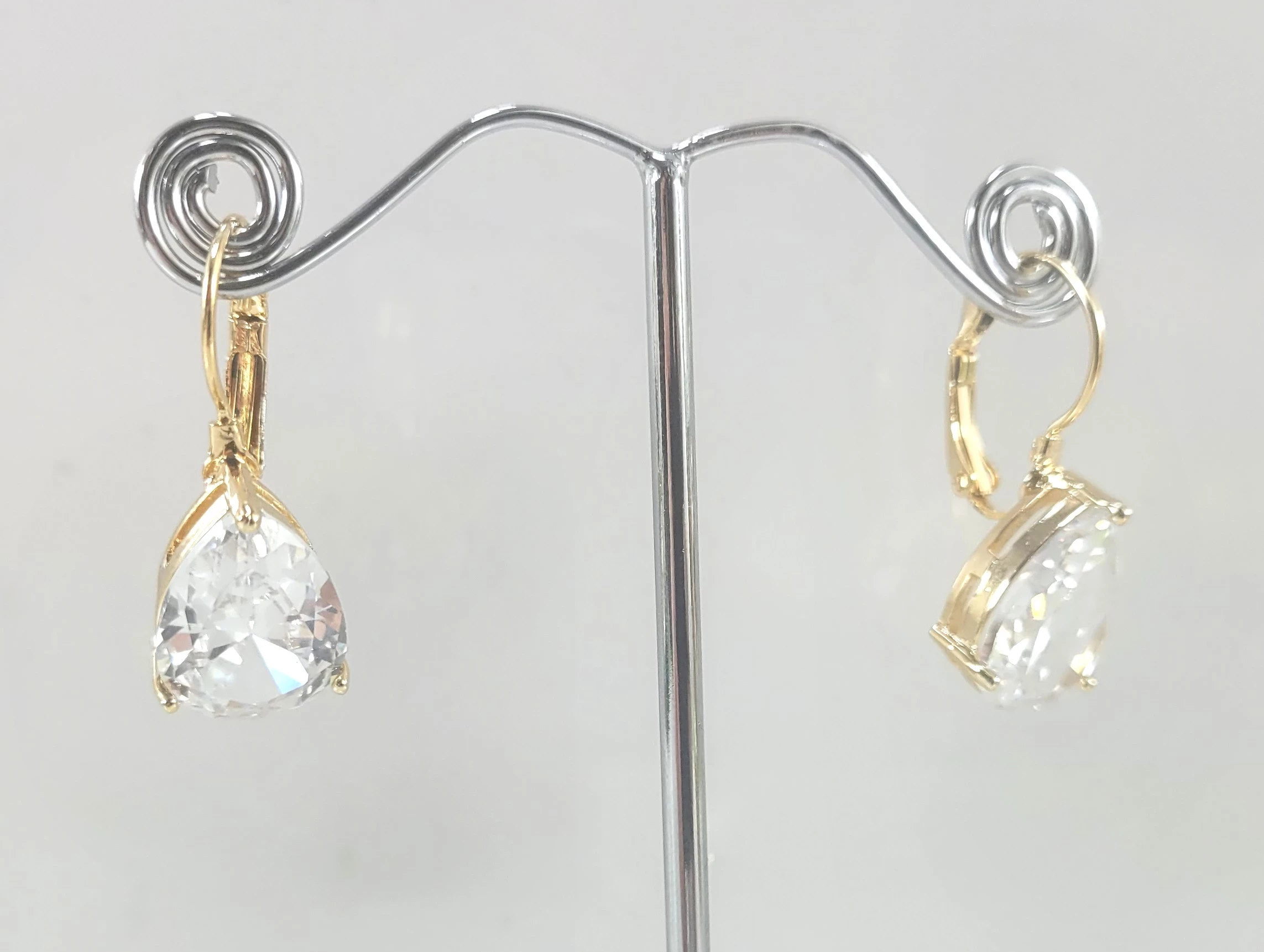 kolczyki-stal-chirurgiczna-zlocona-duza-lezka-angielskie-zapiecie-stan-uzywany