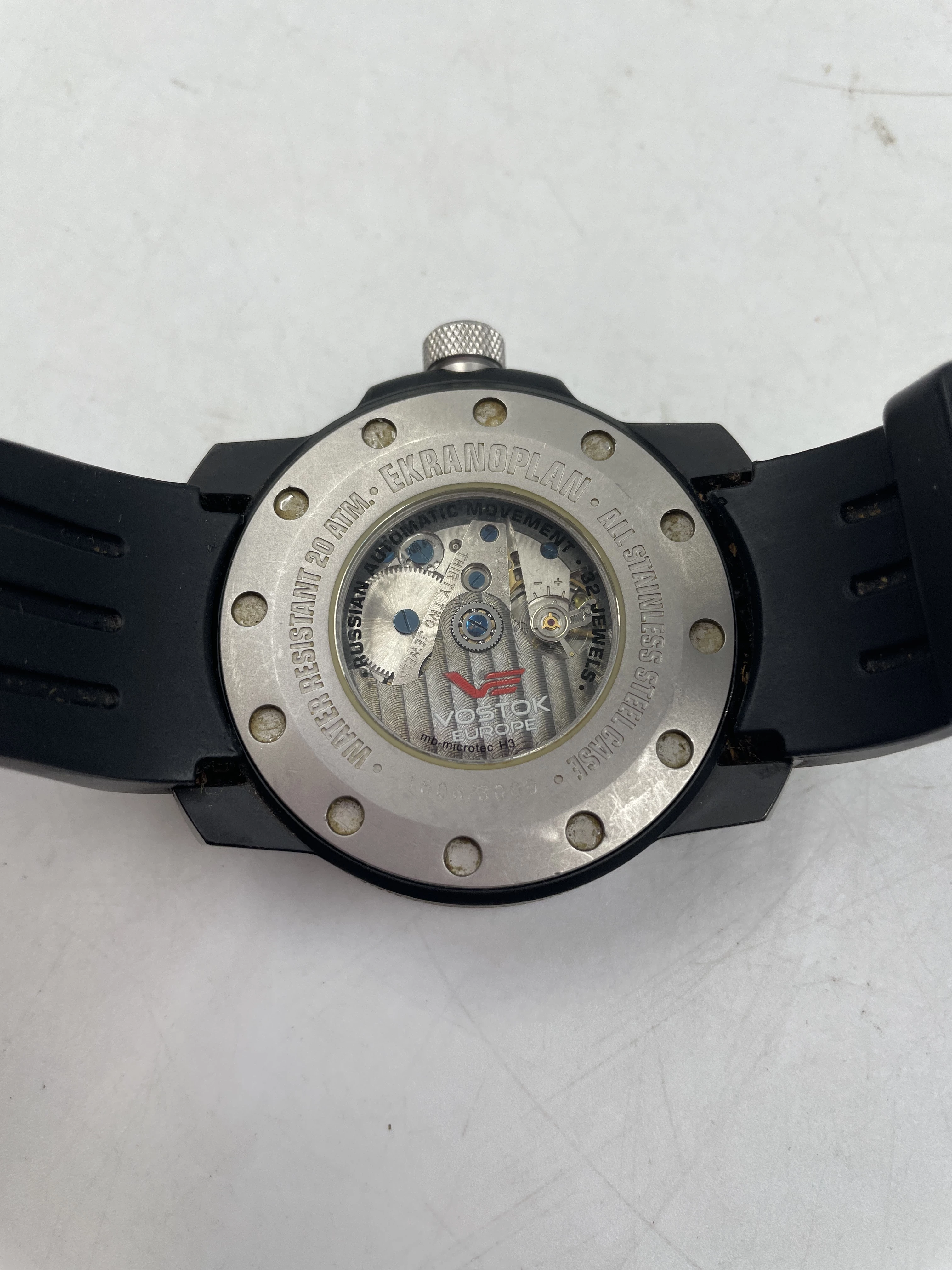 vostok-europe-caspian-sea-monster-mechanizm-automatyczny