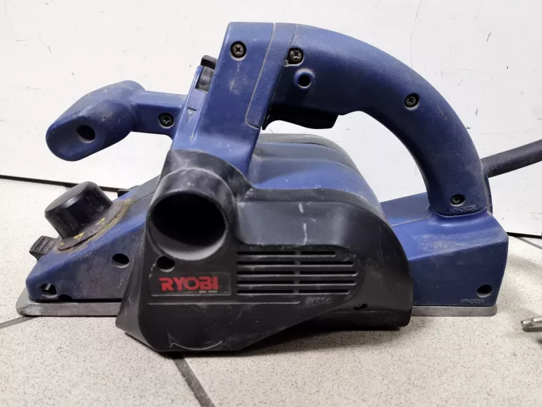 STRUG RYOBI L-183S