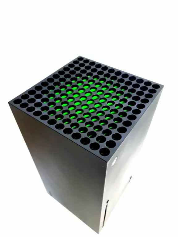 KONSOLA XBOX SERIES X BEZ PADA OKABLOWANIE